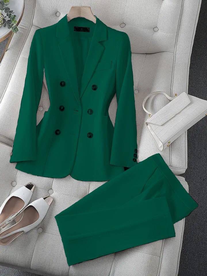 TAILLEUR SELMA disponibile dalla taglia 38 alla 56